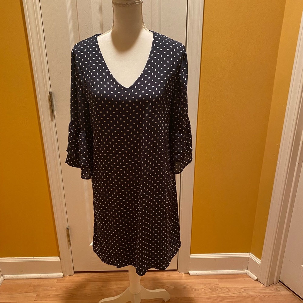 Nine. Eight New York. Size M, polka dot dress. Excellent condition.